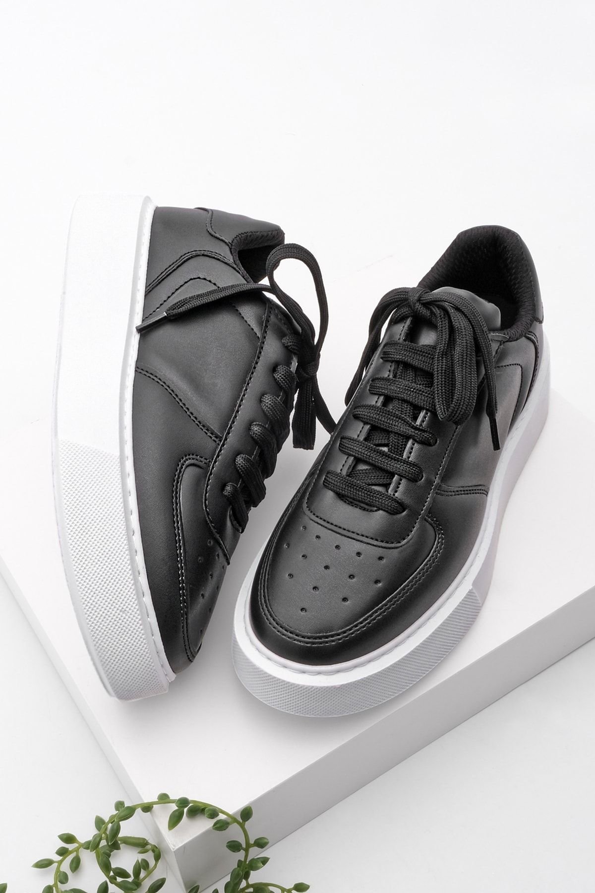 Kadın Sneaker Yüksek Taban Bağcıklı Spor Ayakkabı Azin siyah